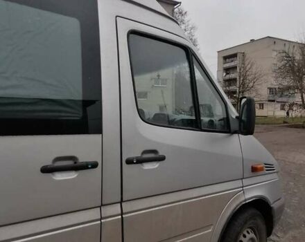 Серый Мерседес Sprinter, объемом двигателя 2.15 л и пробегом 730 тыс. км за 8800 $, фото 17 на Automoto.ua
