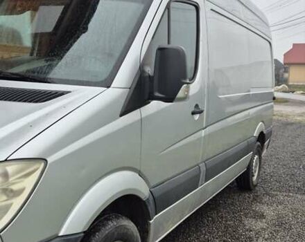 Серый Мерседес Sprinter, объемом двигателя 2.1 л и пробегом 415 тыс. км за 10000 $, фото 2 на Automoto.ua
