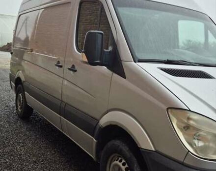 Серый Мерседес Sprinter, объемом двигателя 2.1 л и пробегом 415 тыс. км за 10000 $, фото 1 на Automoto.ua