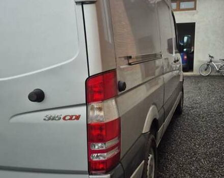 Серый Мерседес Sprinter, объемом двигателя 2.1 л и пробегом 415 тыс. км за 10000 $, фото 4 на Automoto.ua