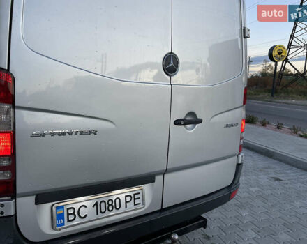 Серый Мерседес Sprinter, объемом двигателя 3 л и пробегом 500 тыс. км за 12000 $, фото 2 на Automoto.ua