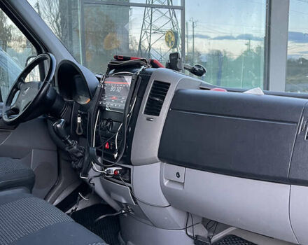 Серый Мерседес Sprinter, объемом двигателя 3 л и пробегом 500 тыс. км за 12000 $, фото 20 на Automoto.ua