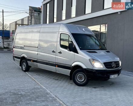 Серый Мерседес Sprinter, объемом двигателя 3 л и пробегом 500 тыс. км за 12000 $, фото 5 на Automoto.ua