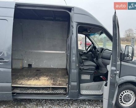 Серый Мерседес Sprinter, объемом двигателя 2.15 л и пробегом 444 тыс. км за 11350 $, фото 15 на Automoto.ua