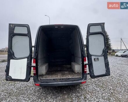 Серый Мерседес Sprinter, объемом двигателя 2.15 л и пробегом 444 тыс. км за 11350 $, фото 17 на Automoto.ua