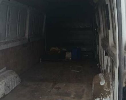 Серый Мерседес Sprinter, объемом двигателя 2.1 л и пробегом 522 тыс. км за 11000 $, фото 9 на Automoto.ua