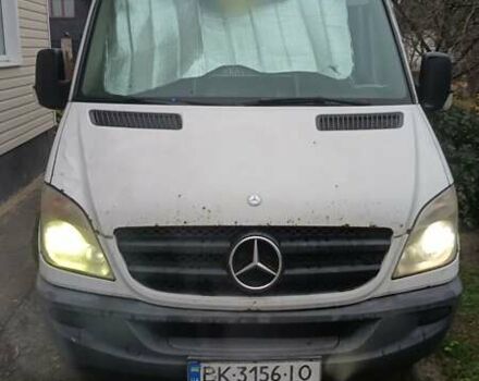 Серый Мерседес Sprinter, объемом двигателя 2.1 л и пробегом 522 тыс. км за 11000 $, фото 2 на Automoto.ua