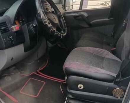 Серый Мерседес Sprinter, объемом двигателя 2.1 л и пробегом 522 тыс. км за 11000 $, фото 6 на Automoto.ua