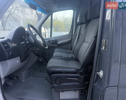 Мерседес Sprinter 2011 у Чернівцях на Automoto.ua Сірий Мерседес Sprinter, об'ємом двигуна 3 л та пробігом 460 тис. км за 17900 $, фото 7 на Automoto.ua