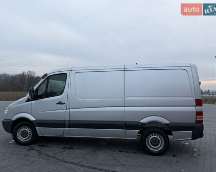 Сірий Мерседес Sprinter, об'ємом двигуна 2.99 л та пробігом 401 тис. км за 13500 $, фото 6 на Automoto.ua