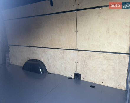 Мерседес Sprinter 2011 у Чернівцях на Automoto.ua Сірий Мерседес Sprinter, об'ємом двигуна 3 л та пробігом 460 тис. км за 17900 $, фото 12 на Automoto.ua