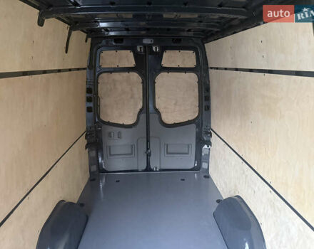 Мерседес Sprinter 2011 у Чернівцях на Automoto.ua Сірий Мерседес Sprinter, об'ємом двигуна 3 л та пробігом 460 тис. км за 17900 $, фото 13 на Automoto.ua