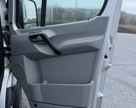 Сірий Мерседес Sprinter, об'ємом двигуна 2.99 л та пробігом 401 тис. км за 13500 $, фото 13 на Automoto.ua