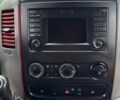 Серый Мерседес Sprinter, объемом двигателя 2.1 л и пробегом 299 тыс. км за 17000 $, фото 13 на Automoto.ua