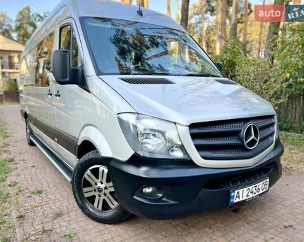 Серый Мерседес Sprinter, объемом двигателя 2.2 л и пробегом 290 тыс. км за 23950 $, фото 3 на Automoto.ua