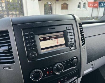 Серый Мерседес Sprinter, объемом двигателя 2.2 л и пробегом 290 тыс. км за 23950 $, фото 56 на Automoto.ua