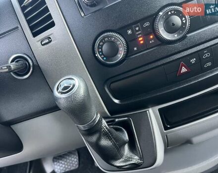 Серый Мерседес Sprinter, объемом двигателя 2.2 л и пробегом 290 тыс. км за 23950 $, фото 64 на Automoto.ua