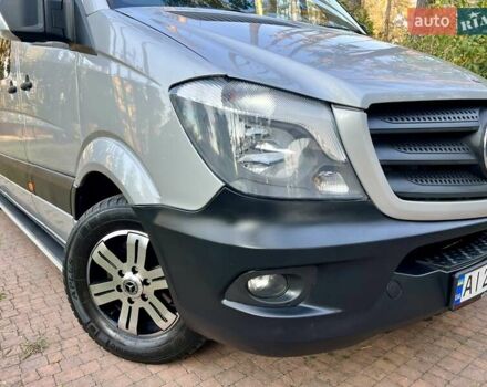 Серый Мерседес Sprinter, объемом двигателя 2.2 л и пробегом 290 тыс. км за 23950 $, фото 4 на Automoto.ua