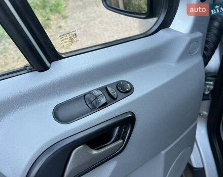 Серый Мерседес Sprinter, объемом двигателя 2.2 л и пробегом 290 тыс. км за 23950 $, фото 38 на Automoto.ua