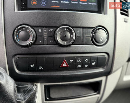 Серый Мерседес Sprinter, объемом двигателя 0 л и пробегом 420 тыс. км за 20000 $, фото 34 на Automoto.ua