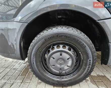 Сірий Мерседес Sprinter, об'ємом двигуна 2.14 л та пробігом 249 тис. км за 19900 $, фото 17 на Automoto.ua