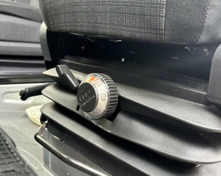 Серый Мерседес Sprinter, объемом двигателя 2.99 л и пробегом 344 тыс. км за 22000 $, фото 18 на Automoto.ua