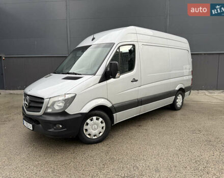 Серый Мерседес Sprinter, объемом двигателя 0 л и пробегом 420 тыс. км за 20000 $, фото 5 на Automoto.ua