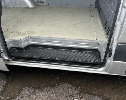 Серый Мерседес Sprinter, объемом двигателя 2.1 л и пробегом 277 тыс. км за 17500 $, фото 6 на Automoto.ua