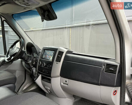 Серый Мерседес Sprinter, объемом двигателя 0 л и пробегом 420 тыс. км за 20000 $, фото 27 на Automoto.ua