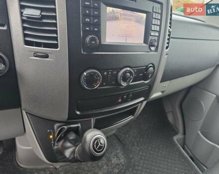 Серый Мерседес Sprinter, объемом двигателя 2.2 л и пробегом 165 тыс. км за 20750 $, фото 27 на Automoto.ua