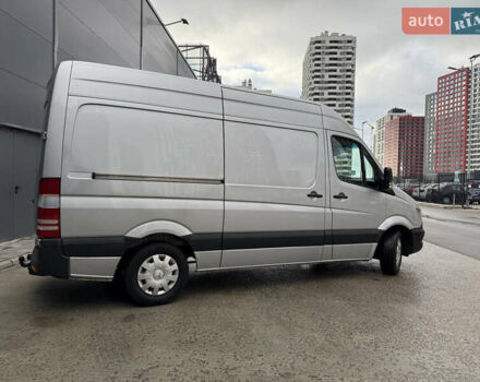 Серый Мерседес Sprinter, объемом двигателя 0 л и пробегом 420 тыс. км за 20000 $, фото 2 на Automoto.ua