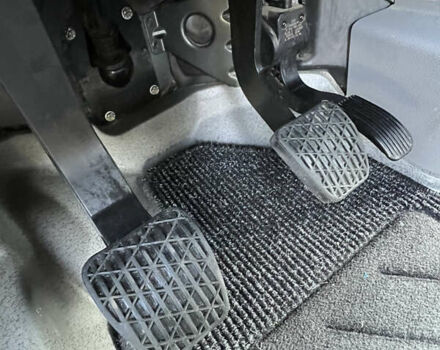 Серый Мерседес Sprinter, объемом двигателя 2.2 л и пробегом 215 тыс. км за 19699 $, фото 24 на Automoto.ua