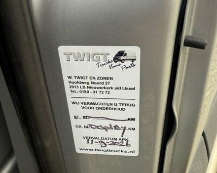 Серый Мерседес Sprinter, объемом двигателя 2.2 л и пробегом 275 тыс. км за 15900 $, фото 2 на Automoto.ua