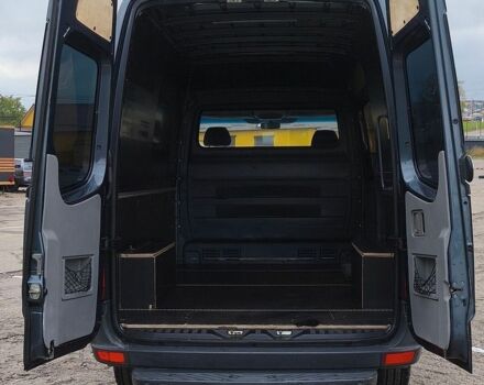Серый Мерседес Sprinter, объемом двигателя 0 л и пробегом 288 тыс. км за 21700 $, фото 24 на Automoto.ua