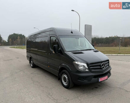 Серый Мерседес Sprinter, объемом двигателя 0 л и пробегом 345 тыс. км за 19300 $, фото 1 на Automoto.ua