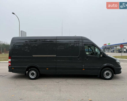 Серый Мерседес Sprinter, объемом двигателя 0 л и пробегом 345 тыс. км за 19300 $, фото 4 на Automoto.ua