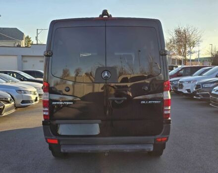 Серый Мерседес Sprinter, объемом двигателя 3 л и пробегом 74 тыс. км за 10000 $, фото 4 на Automoto.ua