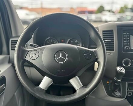 Серый Мерседес Sprinter, объемом двигателя 3 л и пробегом 71 тыс. км за 6800 $, фото 9 на Automoto.ua
