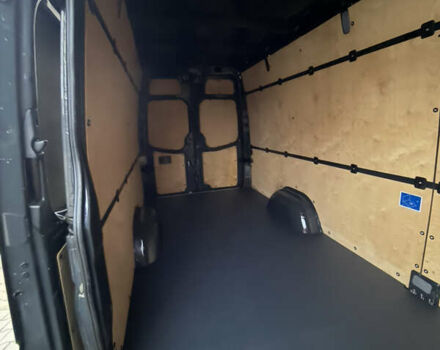 Серый Мерседес Sprinter, объемом двигателя 0 л и пробегом 345 тыс. км за 19200 $, фото 14 на Automoto.ua