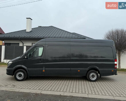 Серый Мерседес Sprinter, объемом двигателя 0 л и пробегом 345 тыс. км за 19200 $, фото 6 на Automoto.ua