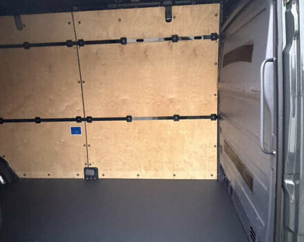 Серый Мерседес Sprinter, объемом двигателя 0 л и пробегом 345 тыс. км за 19200 $, фото 18 на Automoto.ua