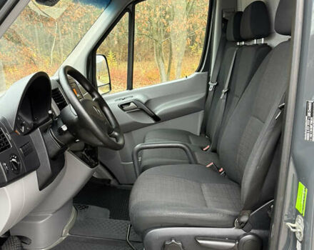 Серый Мерседес Sprinter, объемом двигателя 0 л и пробегом 345 тыс. км за 19300 $, фото 11 на Automoto.ua