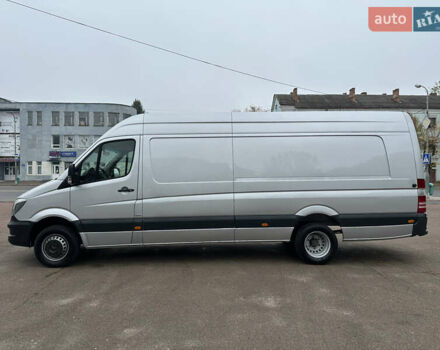 Серый Мерседес Sprinter, объемом двигателя 3 л и пробегом 277 тыс. км за 38800 $, фото 1 на Automoto.ua