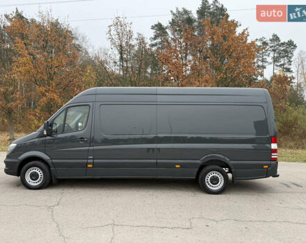 Серый Мерседес Sprinter, объемом двигателя 0 л и пробегом 345 тыс. км за 19300 $, фото 3 на Automoto.ua