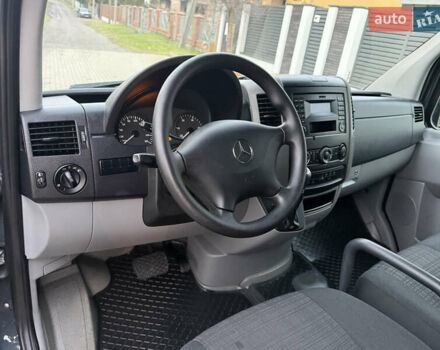Серый Мерседес Sprinter, объемом двигателя 0 л и пробегом 345 тыс. км за 19200 $, фото 9 на Automoto.ua