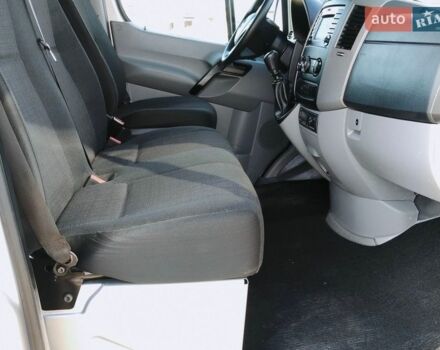 Серый Мерседес Sprinter, объемом двигателя 2.2 л и пробегом 216 тыс. км за 29800 $, фото 24 на Automoto.ua