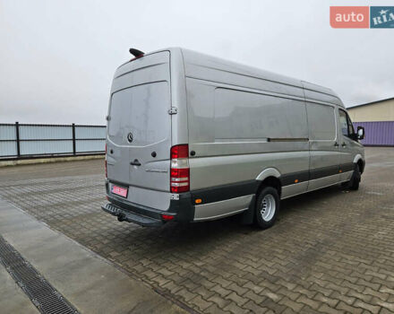 Серый Мерседес Sprinter, объемом двигателя 3 л и пробегом 335 тыс. км за 38499 $, фото 4 на Automoto.ua