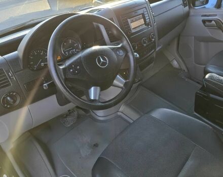 Серый Мерседес Sprinter, объемом двигателя 3 л и пробегом 74 тыс. км за 10000 $, фото 8 на Automoto.ua