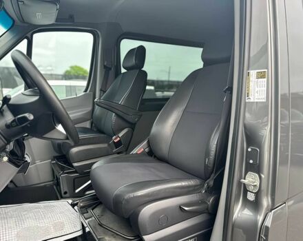 Серый Мерседес Sprinter, объемом двигателя 3 л и пробегом 71 тыс. км за 6800 $, фото 8 на Automoto.ua