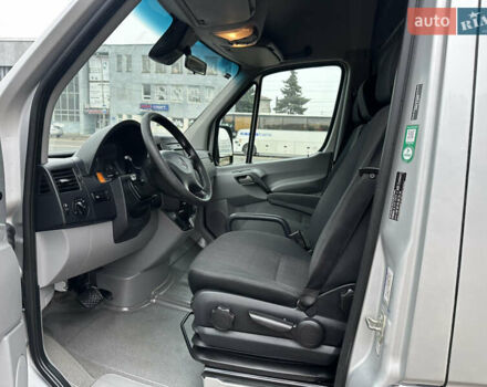 Серый Мерседес Sprinter, объемом двигателя 3 л и пробегом 277 тыс. км за 38800 $, фото 14 на Automoto.ua
